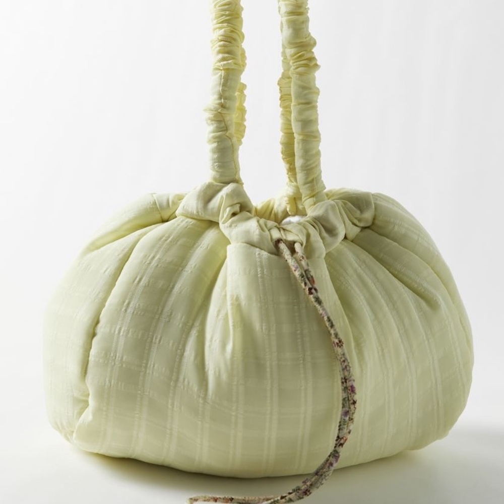 Urban Outfitters Petal Drawstring Shoulder Bag NWT - Picture 3 of 9